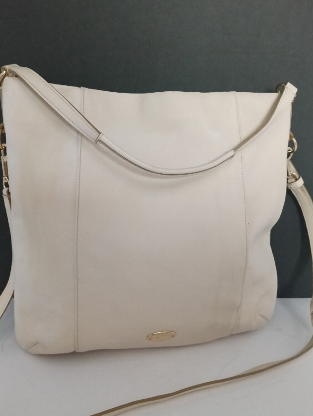 Coach White Leather Shoulder Bag with Shoulder Adjustable Strap